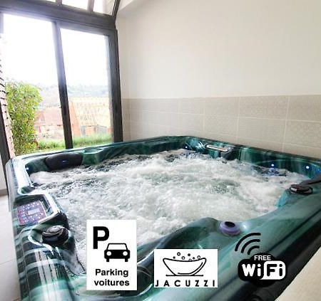 Villa Belle Vue Avec Jacuzzi Privatif Сарла-ла-Канеда Екстер'єр фото